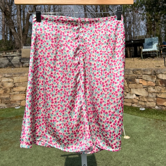 Japan Flower Mini Skirt - Picture 5 of 12